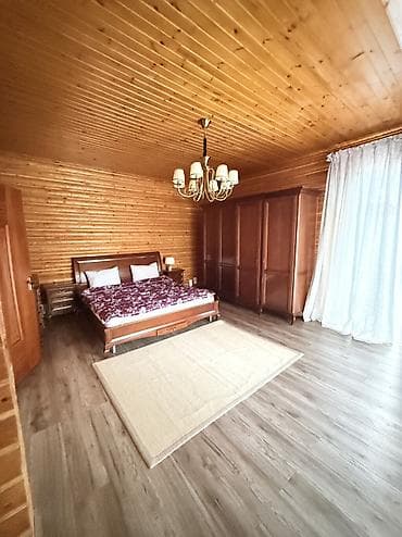 Недвижимость: Продаю большой коттедж на Иссыкуле из сруба на 3 -линии. В Центре — 4
