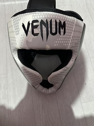 venum: Шлем Venum для ММА, тайского бокса, кикбоксинга и бокса Продаю шлем — 1