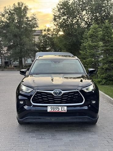сапок бампер: Toyota Highlander: 2021 г., 2.5 л, Автомат, Гибрид, Кроссовер — 1