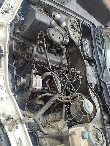 манипулятор сатып алуу: Audi 100: 1992 г., Кол менен иштөөчү, Бензин, Седан — 3