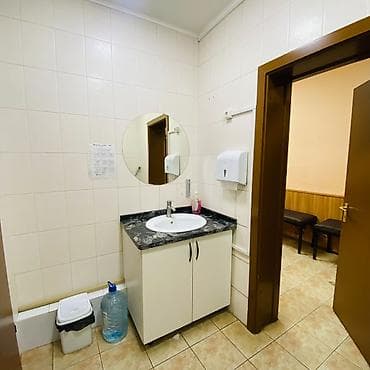 Коммерческая недвижимость: Сдаётся помещение в Золотом квадрате 📍 Боконбаева / Панфилова | первая — 4