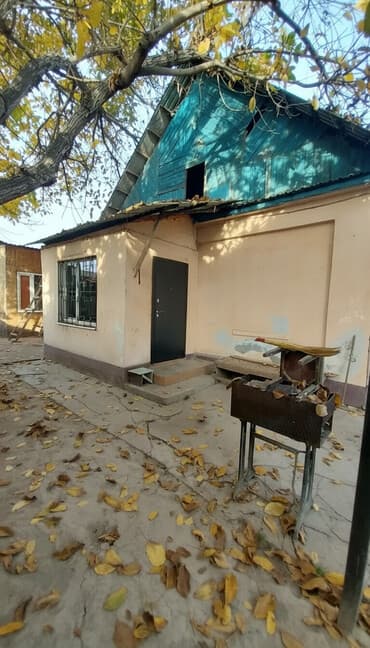 Дом, 67 м², 3 комнаты, Риэлтор, Старый ремонт