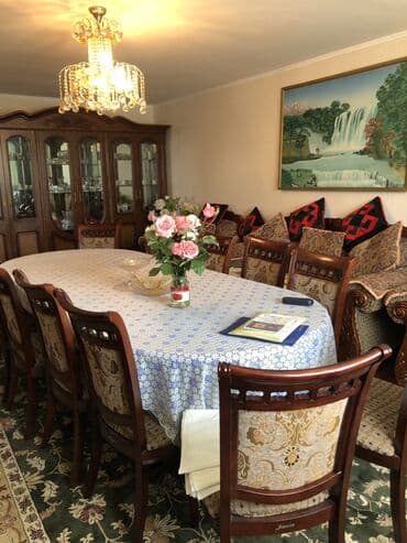 продаю 2х этажный дом: Дом, 220 м², 5 комнат, Собственник, Старый ремонт — 23