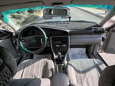 срочно ауди: Audi A6: 1995 г., 2.6 л, Механика, Бензин, Седан — 9