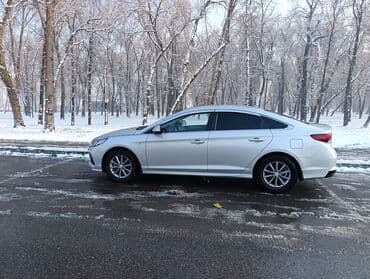 Продажа авто: Hyundai Sonata: 2021 г., 2 л, Автомат, Газ, Седан — 5