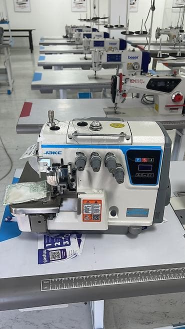 Оверлок новый 2 года гарантия Жакс Отличного качества Доставка