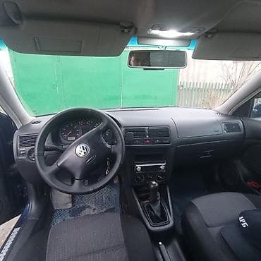 авто рынык: Volkswagen Golf: 2002 г., 1.6 л, Механика, Бензин, Хетчбек — 3