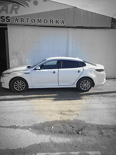 Kia K5: 2016 г., 2 л, Автомат, Газ, Седан