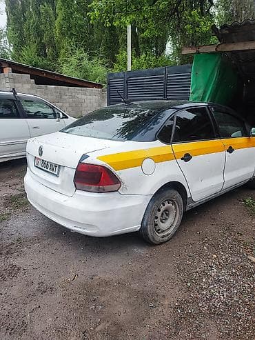 mini kuper: Volkswagen Polo: 2017 г., 1.6 л, Автомат, Бензин, Седан — 9