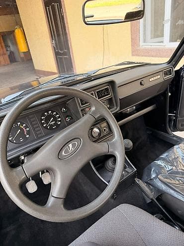 lada 06: ВАЗ (ЛАДА) 2107: 2011 г., 1.6 л, Механика, Бензин, Седан — 2