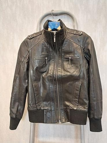 пальто 44: Куртка 100 %кожа"FEЯRA"за 2200 сом размер S . Рубашка и безрукавка 44 — 4