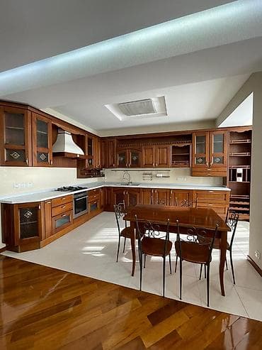 азиаты: 4 комнаты, 250 м², Элитка, 9 этаж, Дизайнерский ремонт — 1