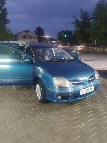 almer: Nissan Almera Tino: 2001 г., 1.8 л, Минивэн — 3