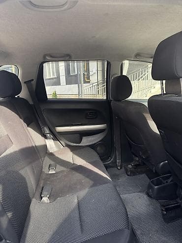 mark 2: Toyota Ist: 2004 г., 1.3 л, Автомат, Бензин, Хэтчбэк — 6