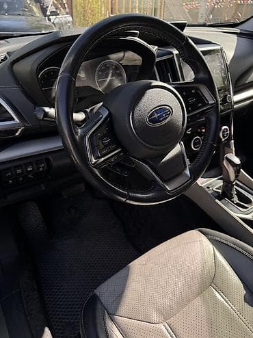Subaru Forester: 2019 г., 2.5 л, Автомат, Бензин