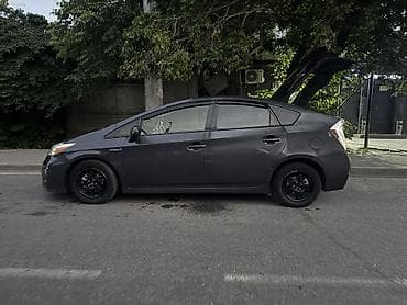 Продажа авто: Toyota Prius: 2012 г., 1.8 л, Вариатор, Гибрид, Хэтчбэк — 5
