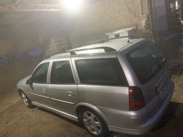 Opel Vectra: 2000 г., 1.6 л, Автомат, Бензин, Универсал — 2