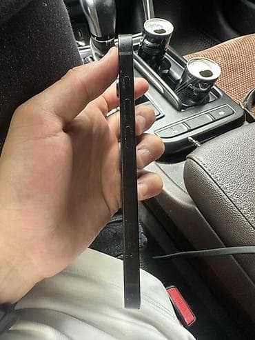 a 11: IPhone 16e, Б/у — 1