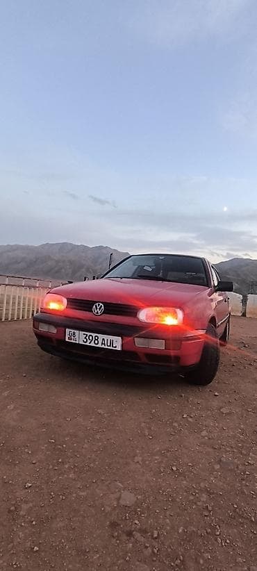 диски е34: Volkswagen Golf: 1994 г., 1.8 л, Механика, Бензин, Хэтчбэк — 1