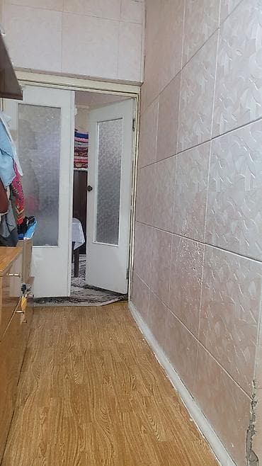 квартира 4 гор больница: 1 комната, 35 м², 105 серия, 4 этаж, Старый ремонт — 6