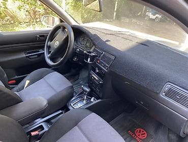 коврик на срв: Volkswagen Golf: 2002 г., Автомат, Хэтчбэк — 8