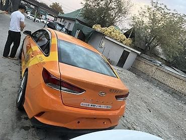 byd e2 2023: Hyundai Sonata: 2019 г., 2 л, Автомат, Седан — 2