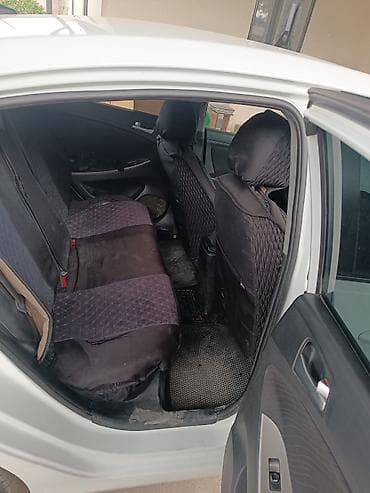 Hyundai Accent: 2015 г., 1.4 л, Автомат, Бензин, Седан — 6