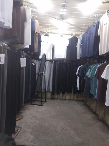 Мужская одежда — базовые футболки и брюки Аламедин базардан вещёвый