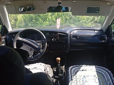 автом: Volkswagen Golf: 1997 г., 1.8 л, Ручные, Бензин, Седан — 3