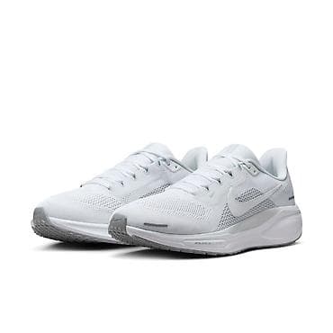 Мырзалардын бут кийими: Эркектердин кроссовкасы, 40, Nike, Колдонулган, түсү - Ак, Акылуу жеткирүү, Акысыз жеткирүү, Өзү алып кетүү — 1