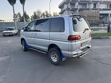 sr group: Mitsubishi Delica: 2003 г., 3 л, Автомат, Бензин, Внедорожник — 8
