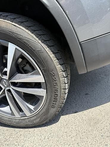 Renault Koleos: 2019 г., Автомат, Бензин, Кроссовер — 10