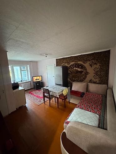 Недвижимость: 2 комнаты, 43 м², Мед Академия Хрущевка, 2 этаж, Косметический ремонт — 1