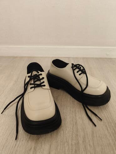 Брала дорого, носила один раз, чуть с размером не угадала, подходит на