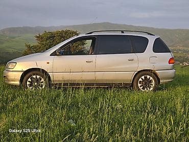 byd son plus: Toyota Ipsum: 2020 г., 0.2 л, Механика, Бензин, Минивэн — 9