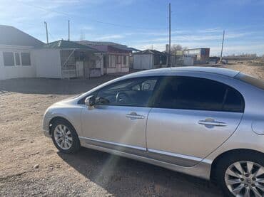 Линолеум: Honda Civic: 2007 г., 1.8 л, Автомат, Бензин, Седан — 5