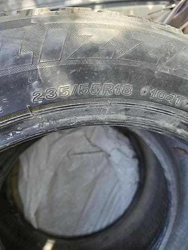 stud 100: Зимние шипованные шины Bridgestone Blizzak - Размер: 235/55 R18 - — 4