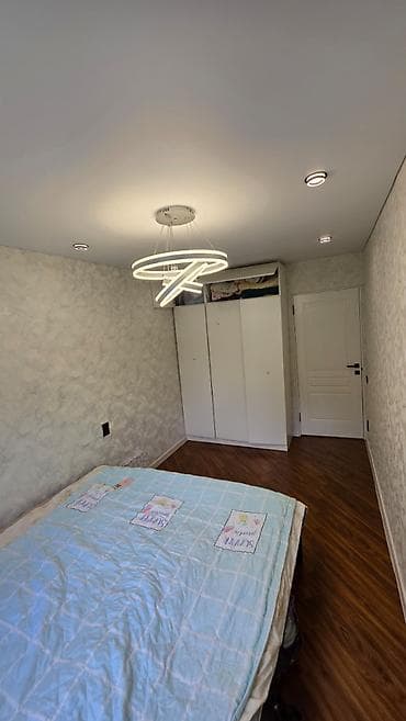 Квартиры: 2 комнаты, 43 м², 6 мкр 104 серия, 4 этаж — 9