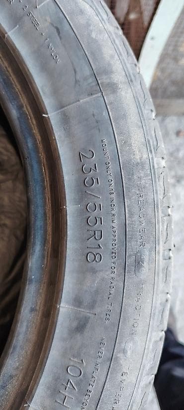 Комплект автомобильных шин 235/55 R18 - Размер: 235/55 R18 - Индекс