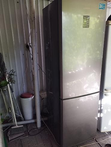 fridge: Холодильник Samsung, двухкамерный, нижняя морозильная камера гарантия — 1