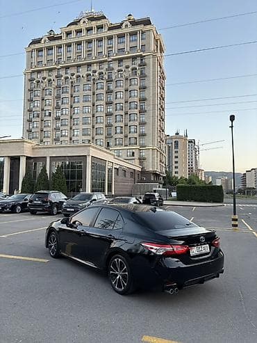 trd pro: Toyota Camry: 2018 г., Автомат, Бензин, Седан — 5