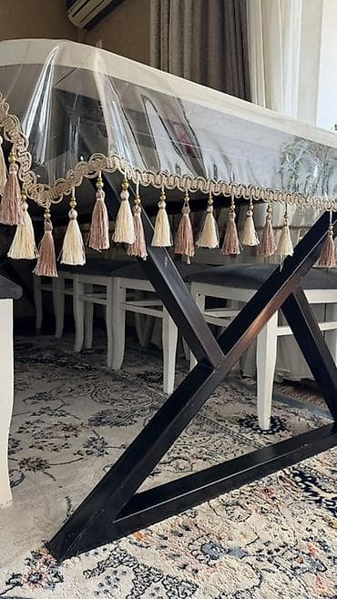 Стол и стул для зала, Б/у, Самовывоз, цвет - Белый