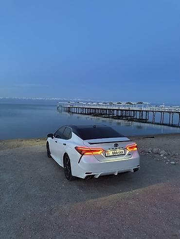 corolla 2016: Toyota Camry: 2018 г., 2.5 л, Автомат, Бензин, Седан — 3