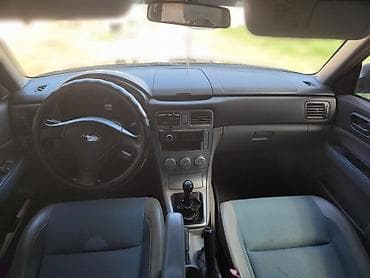бишкек авто салон: Subaru Forester: 2004 г., 2 л, Кол менен иштөөчү, Бензин, Универсал — 8