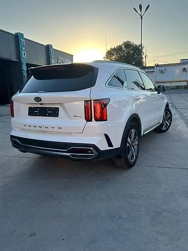 range over: Kia Sorento: 2021 г., 1.6 л, Гибрид, Кроссовер — 2
