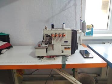 Продаю срочно швейную машинку