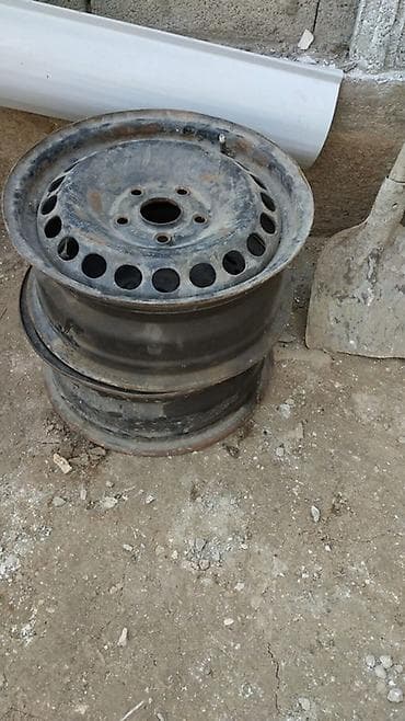 руль ауди: Железные Диски R 15 Комплект, отверстий - 5 — 1