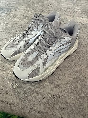даром куртка: Мужские кроссовки, 43, Adidas, Новый, цвет - Серый, Самовывоз — 4