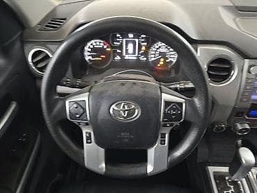 тоета тундра: Toyota Тундра: 2021 г., 5.7 л, Автомат, Бензин, Пикап — 7