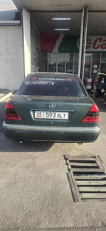 машины без прав: Mercedes-Benz C-Class: 1995 г., 2 л, Механика, Бензин, Седан — 3